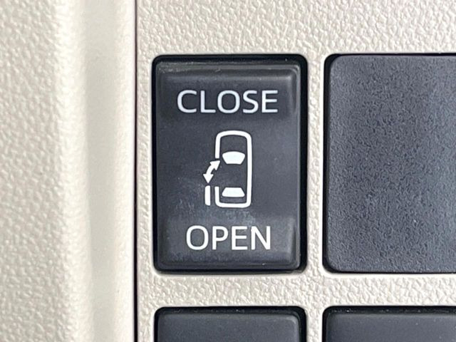 【パワースライドドア】スマートキーや運転席のスイッチでスライドドアの開閉が可能♪電動だから力を入れてドアを開ける必要が無く、小さいお子様でも、重い荷物を持っている時もラクに開け閉めできます♪