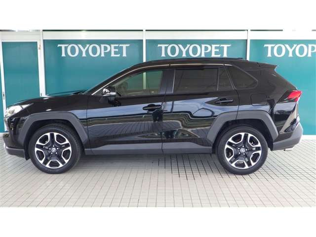 RAV42.0 アドベンチャー 4WD