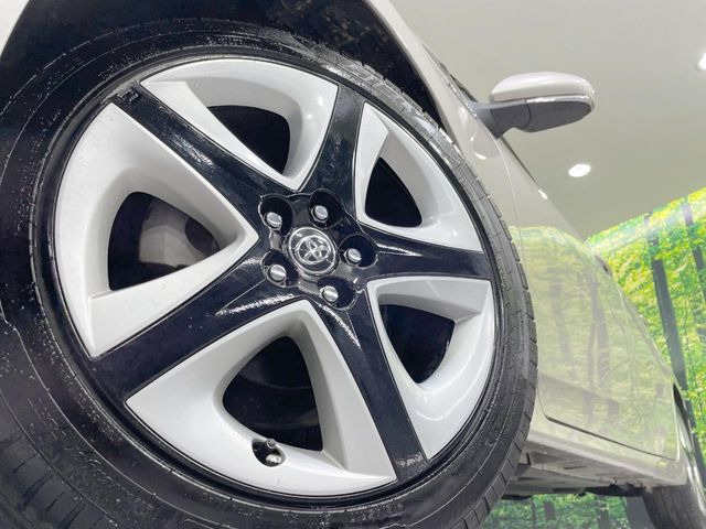 �y����17�C���`�A���~�z�C�[���z�O�ςɃ}�b�`���������A���~�z�C�[���𑕒����Ă���܂��B�e��ЊO�A���~�z�C�[����A�X�^�b�h���X�^�C�����戵�����Ă���܂��B���񂲑��k����������