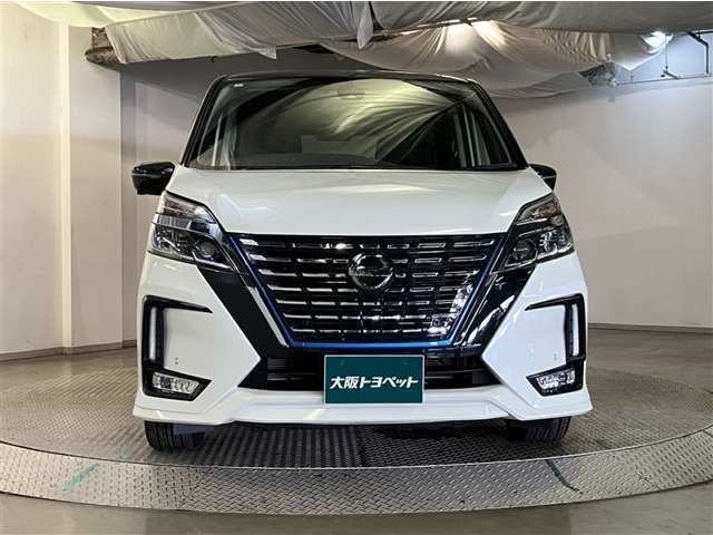 セレナ1.2 e-POWER ハイウェイスターV