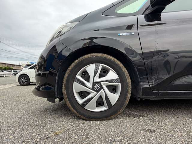 ���Ђ́A���q���܂̃j�[�Y�ɂ������o����悤�A�L�x�ȎԎ����葵���Ă���܂��B����芷���̍ۂ��A����A��낵�����肢�������܂��B