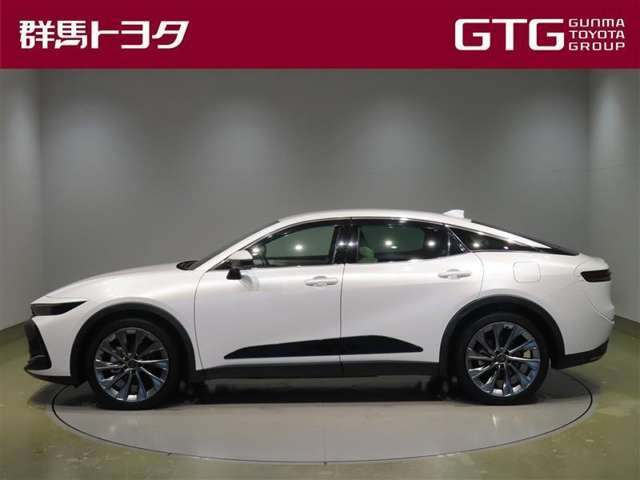 クラウンクロスオーバー2.5 G アドバンスト レザー パッケージ E-Four 4WD