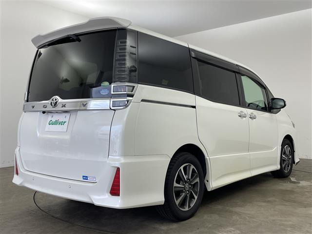ヴォクシー2.0 ZS 煌II