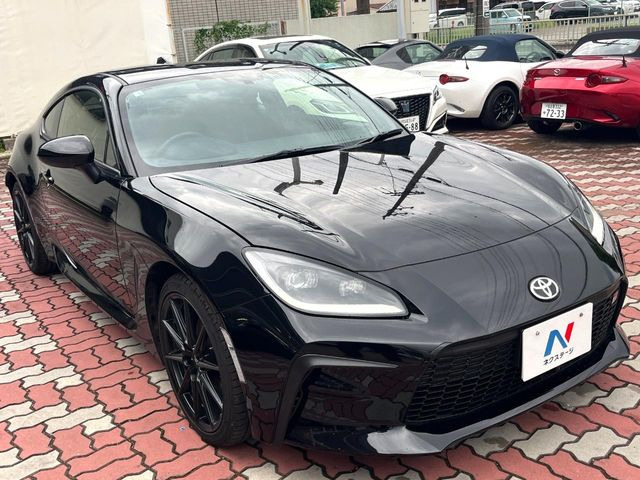 �������x�̃K���X�疌�ŝ����͂������A�㎿�ȃc���E����������B���O����_���J�����؂Ȉ��Ԃ�ی삵�A�F�����E�򉻂�h�~�B�u�e�X�v���b�V���R�[�g�v�A�u�e�v���~�b�T�R�[�g�v���炨�I�т��������܂��B