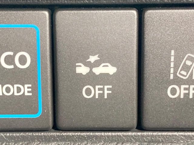 【スズキ セーフティサポート】走行中に前方の車両等を認識し、衝突しそうな時は警報とブレーキで衝突回避と被害軽減をアシスト。より安全にドライブをお楽しみいただけます。