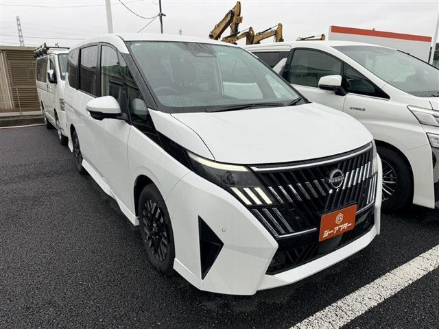 セレナ1.4 e-POWER ルキシオン