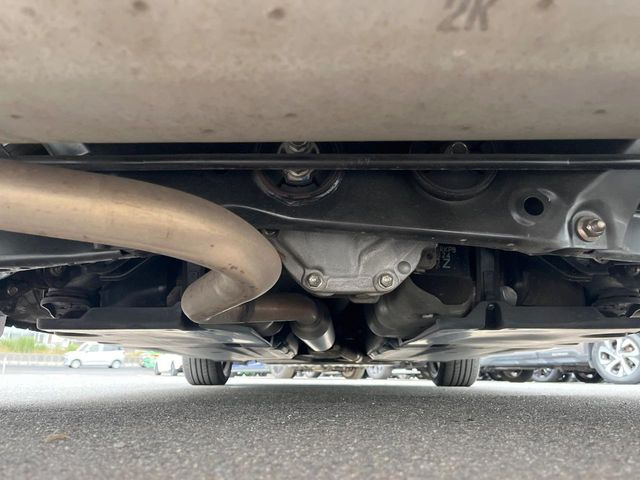 下回りがきれいなうちに、防錆加工の施工がオススメ。降雪地域はもちろん、沿岸部にお住いの方や、趣味でマリン・ウィンタースポーツをされる方にご好評いただいております。