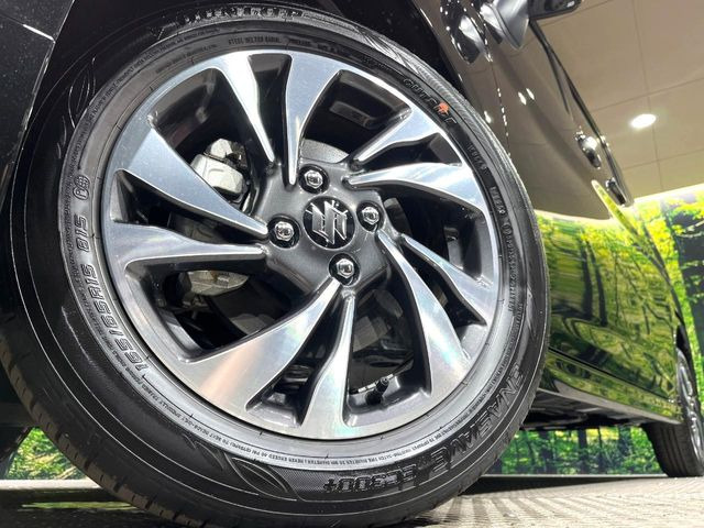 �y����15�C���`�A���~�z�C�[���z�O�ςɃ}�b�`���������A���~�z�C�[���𑕒����Ă���܂��B�e��ЊO�A���~�z�C�[����A�X�^�b�h���X�^�C�����戵�����Ă���܂��B���񂲑��k����������