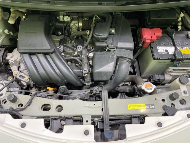 親切・丁寧な専門メカニックスタッフが応対!・車検・点検整備・事故等の修理などアフターサービスも安心。お車のカスタマイズもネクステージのサービススタッフまでご相談ください!