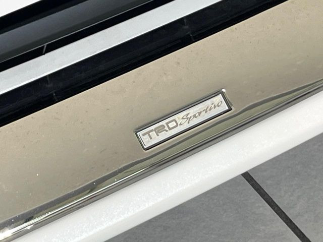 ヴォクシー1.8 ハイブリッド ZS