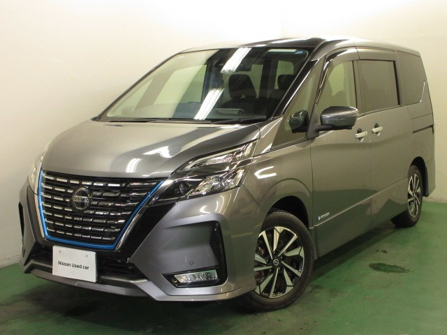 セレナ1.2 e-POWER ハイウェイスターV