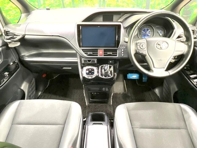 ノア1.8 ハイブリッド Si W×B II