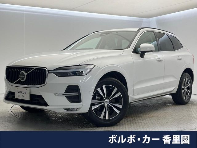 XC60B5 AWD モメンタム 4WD