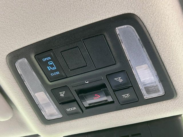 【パワースライドドア】スマートキーや運転席のスイッチでスライドドアの開閉が可能♪電動だから力を入れてドアを開ける必要が無く、小さいお子様でも、重い荷物を持っている時もラクに開け閉めできます♪