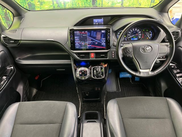 ノア1.8 ハイブリッド Si W×B II