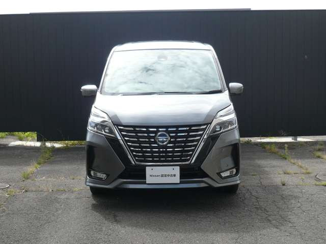 セレナ2.0 ハイウェイスターV 4WD
