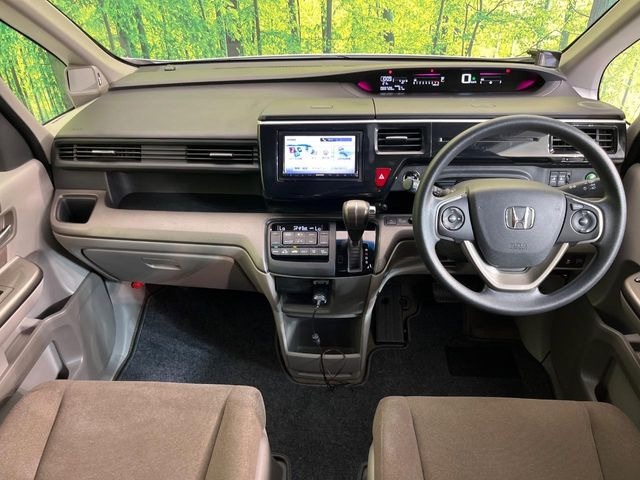 ステップワゴン1.5 G