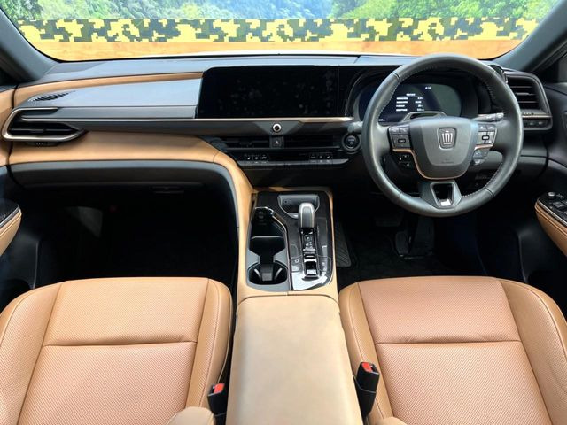 クラウンスポーツ2.5 Z E-Four 4WD
