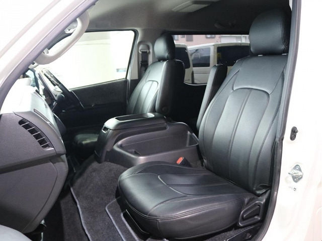 ハイエース2.7 GL ロング ファインテックツアラー 4WD