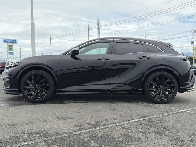 クラウンスポーツ2.5 Z E-Four 4WD
