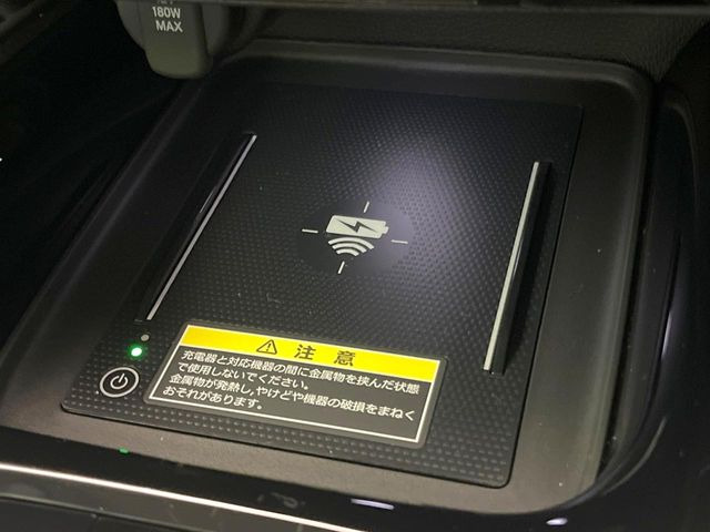 【おくだけ充電】ワイヤレスで充電!対応機器を置くだけで充電ができるのでコードでゴチャゴチャしません♪