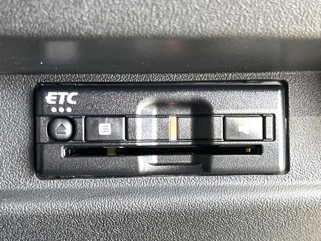 【ETC】高速道路の料金所をストレスなく通過!話題のスポットやサービスエリアに多い「スマートIC」利用時は必須のアイテムです。当店でセットアップを実施、ご納車当日からすぐにご利用いただけます!