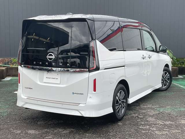 セレナ1.4 e-POWER ルキシオン