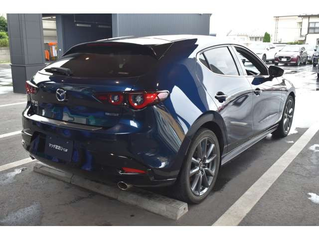 MAZDA3ファストバック2.0 20S バーガンディ セレクション