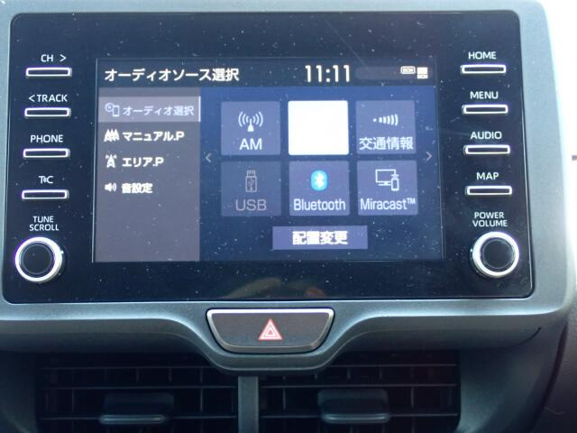 オーディオソースはご覧の通りです。Bluetoothを搭載しています。スマホと連動させると音楽等楽しむことが出来ます。