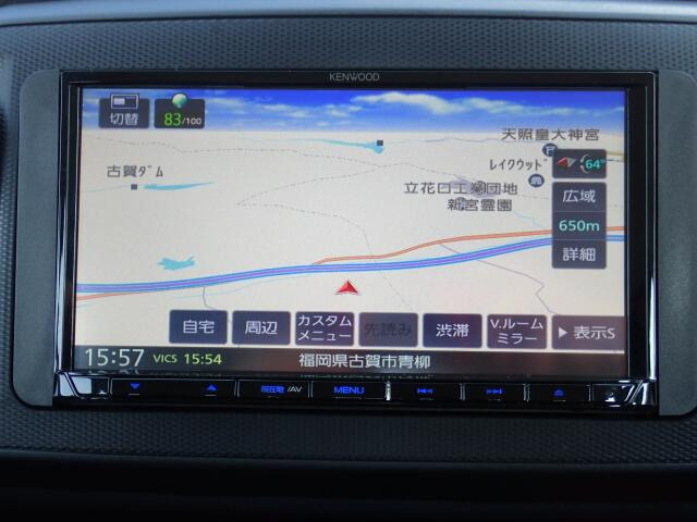 ナビ装備で知らない場所もあっという間に検索。ちょっとしたお出かけや旅行もこれでばっちりですね。