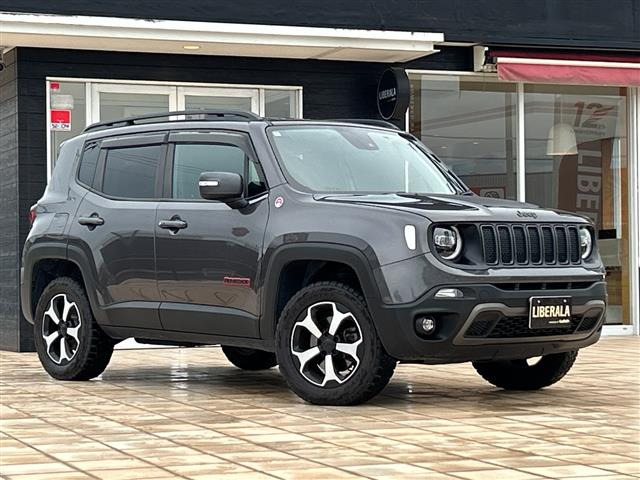 レネゲードトレイルホーク 4WD