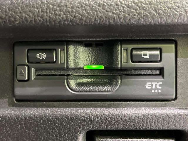 【ETC】高速道路の料金所をストレスなく通過!話題のスポットやサービスエリアに多い「スマートIC」利用時は必須のアイテムです。当店でセットアップを実施、ご納車当日からすぐにご利用いただけます!