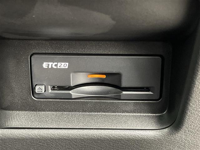 デリカミニT プレミアム デリマル パッケージ 4WD