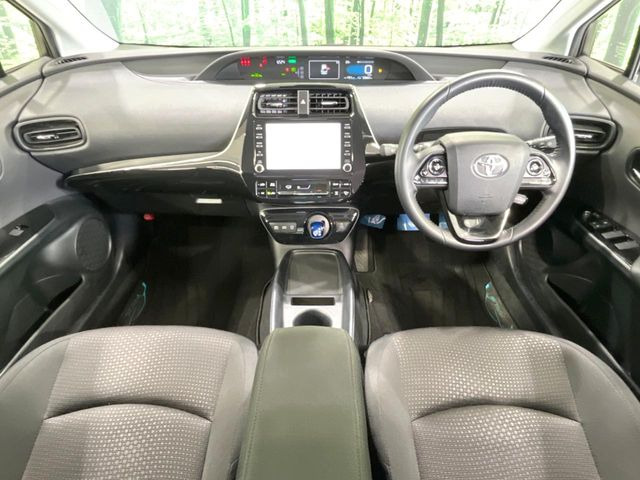 プリウス1.8 S セーフティ プラスII