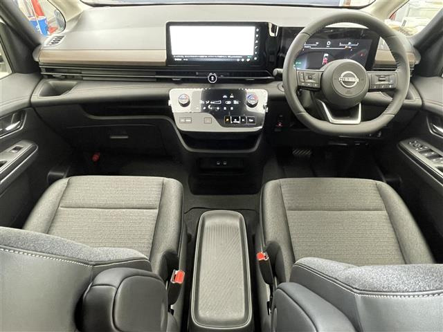 セレナ1.4 e-POWER ハイウェイスターV
