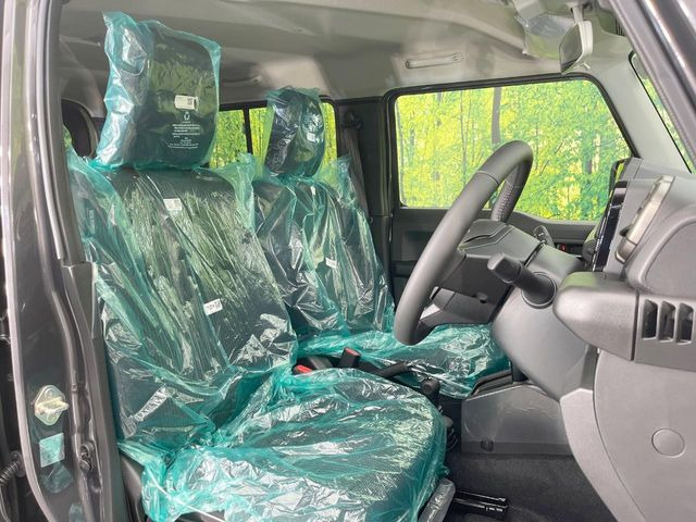 もちろん車内はキレイです♪よりクリーンな状態をキープしたいお客様には『ナノゾーンコート』がおすすめ!新型コロナウイルス対策や、除菌・消臭に効果を発揮し多くの方にご好評いただいております。