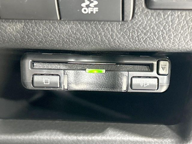 【ETC】高速道路の料金所をストレスなく通過!話題のスポットやサービスエリアに多い「スマートIC」利用時は必須のアイテムです。当店でセットアップを実施、ご納車当日からすぐにご利用いただけます!