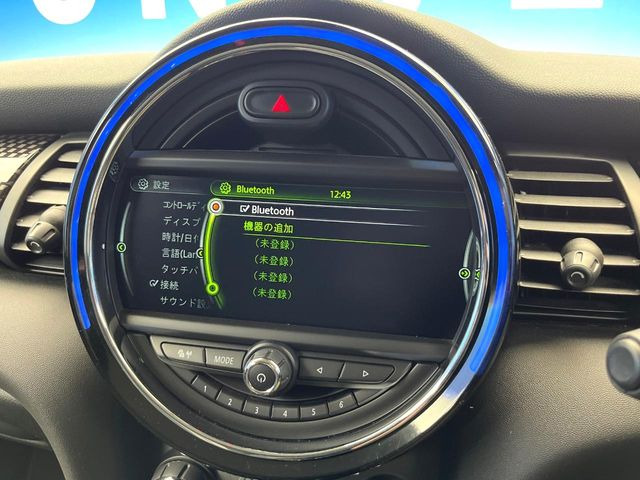 ��Bluetooth:���莝���̃X�}�[�g�t�H���ȂǂƐڑ����A�n���Y�t���[�ʘb��Տꊴ����~���[�W�b�N�Đ������y���݂��������܂��B�����ڑ��ł��̂Ŕς킵��������܂����