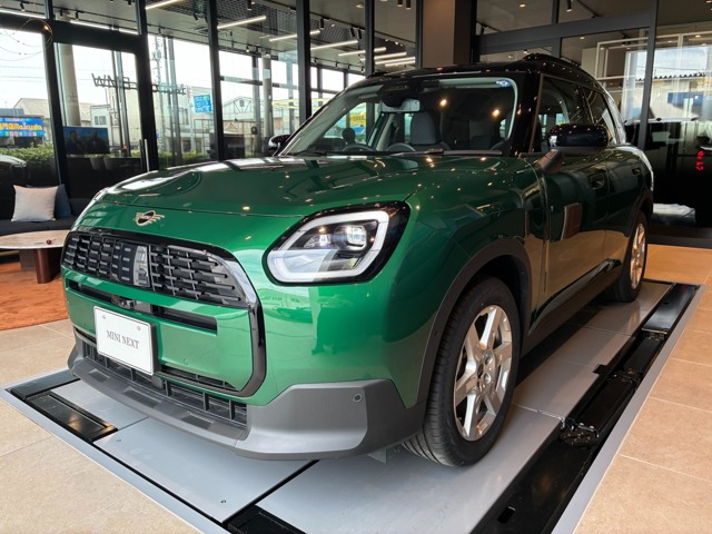 ミニカントリーマンD DCT ディーゼル
