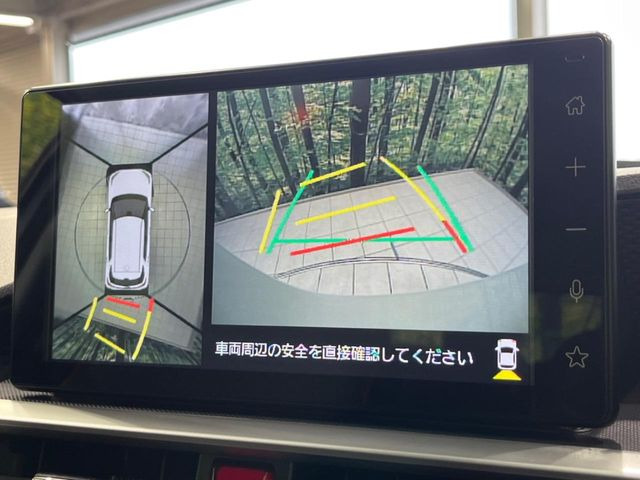 【パノラミックビューモニター】専用のカメラにより、上から見下ろしたような視点で360度クルマの周囲を確認することができます☆死角部分も確認しやすく、狭い場所での切り返しや駐車もスムーズに行えます。