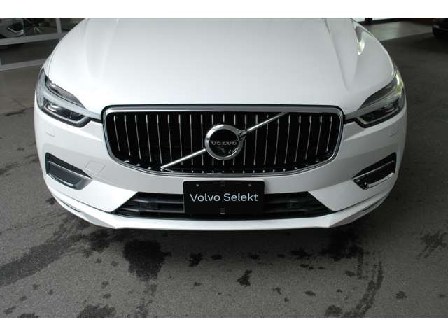 XC60D4 AWD インスクリプション ディーゼル 4WD