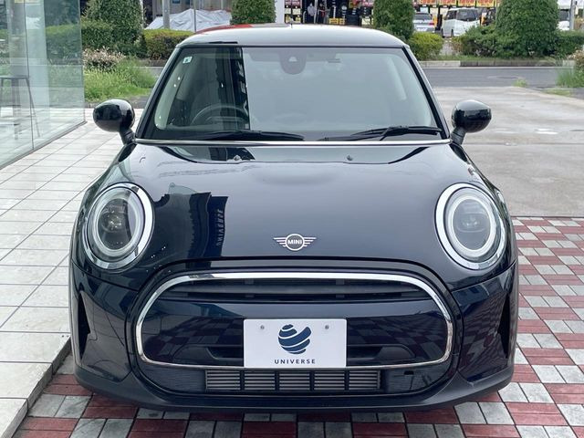 �������x�̃K���X�疌�ŝ����͂������A�㎿�ȃc���E����������B���O����_���J�����؂Ȉ��Ԃ�ی삵�A�F�����E�򉻂�h�~�B�u�e�X�v���b�V���R�[�g�v�A�u�e�v���~�b�T�R�[�g�v���炨�I�т��������܂��B