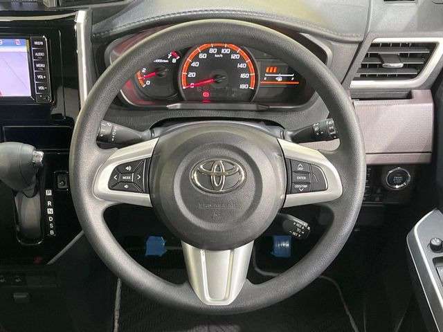 【ステアリングスイッチ】運転中、前方から目線をそらすことなく、オーディオ等の操作が可能な便利機能!安心&快適なドライブを演出してくれます♪