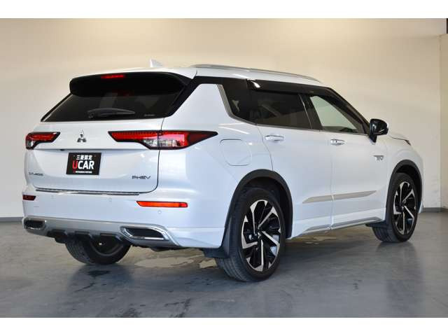 アウトランダーPHEV 2.4 P 4WD