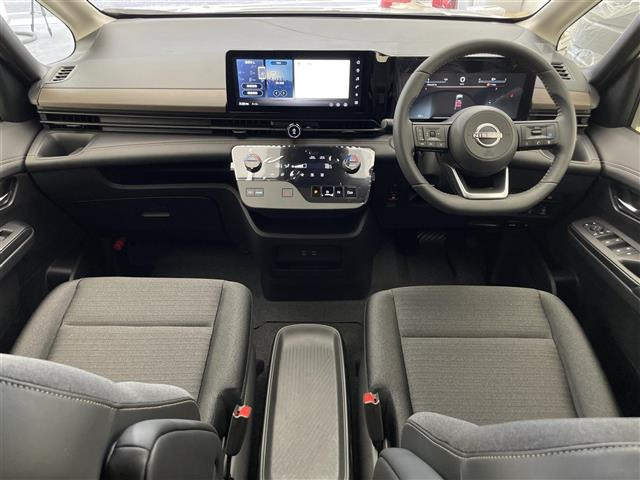 セレナ1.4 e-POWER ハイウェイスターV