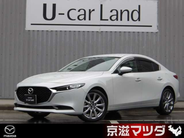 MAZDA3セダン