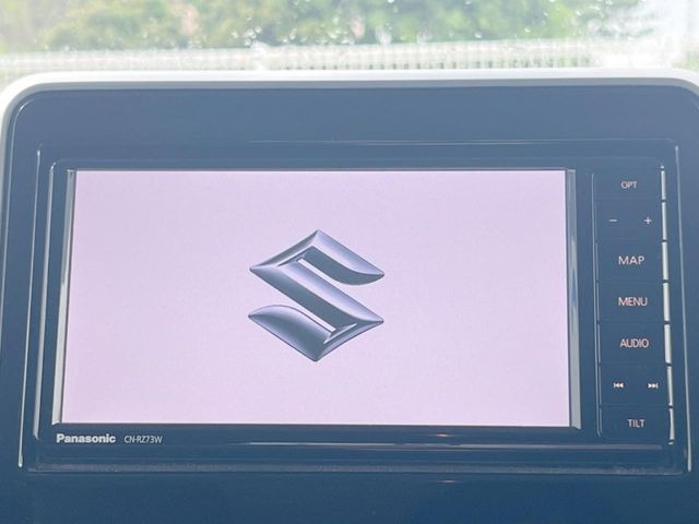 【純正ナビ】人気の純正ナビを装備。オーディオ機能も充実しており、Bluetooth接続すればお持ちのスマホやMP3プレイヤーの音楽を再生可能!毎日の運転がさらに楽しくなります!!