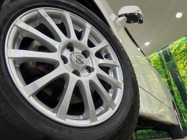 �y����17�C���`�A���~�z�C�[���z�O�ςɃ}�b�`���������A���~�z�C�[���𑕒����Ă���܂��B�e��ЊO�A���~�z�C�[����A�X�^�b�h���X�^�C�����戵�����Ă���܂��B���񂲑��k����������