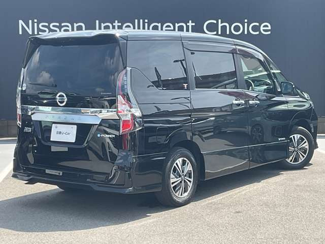 セレナ1.2 e-POWER ハイウェイスターV