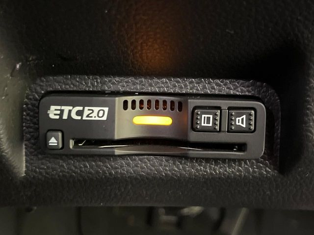 【ETC】高速道路の料金所をストレスなく通過!話題のスポットやサービスエリアに多い「スマートIC」利用時は必須のアイテムです。当店でセットアップを実施、ご納車当日からすぐにご利用いただけます!